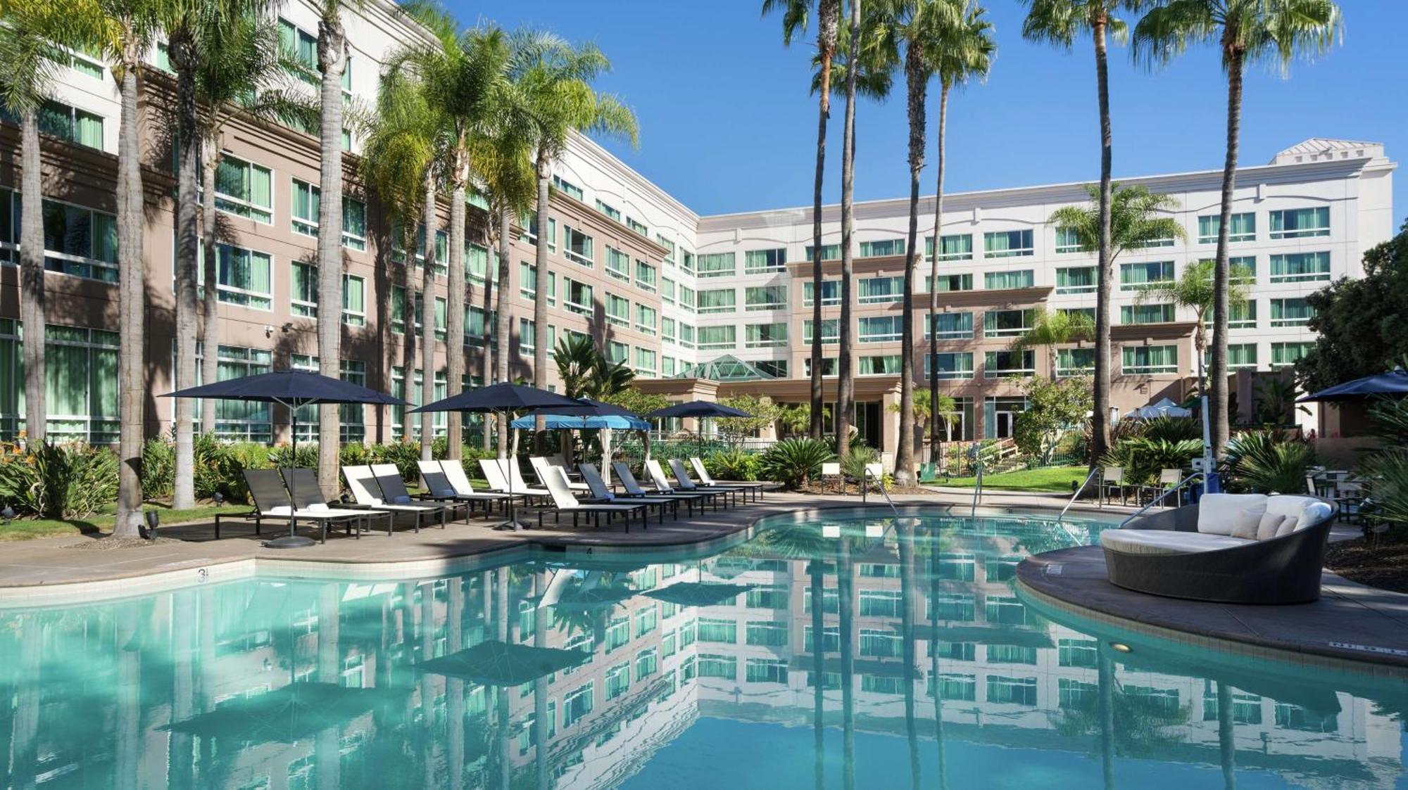 Doubletree By Hilton San Diego Del Mar Exterior foto